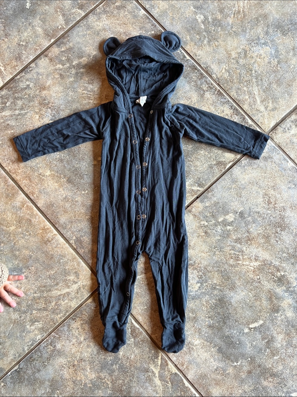 Kate Quinn Hooded Long Sleeve Onsie Bodysuit